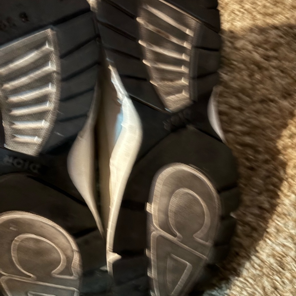 Dior Men's Athletic Shoes - Black and White